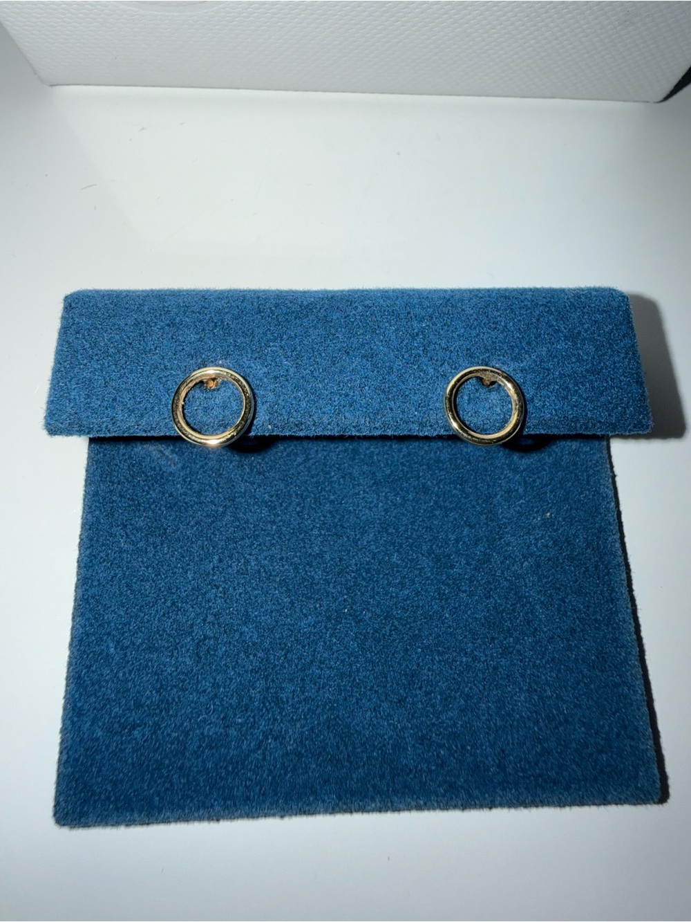 Mejuri Gold Circle Stud Earrings